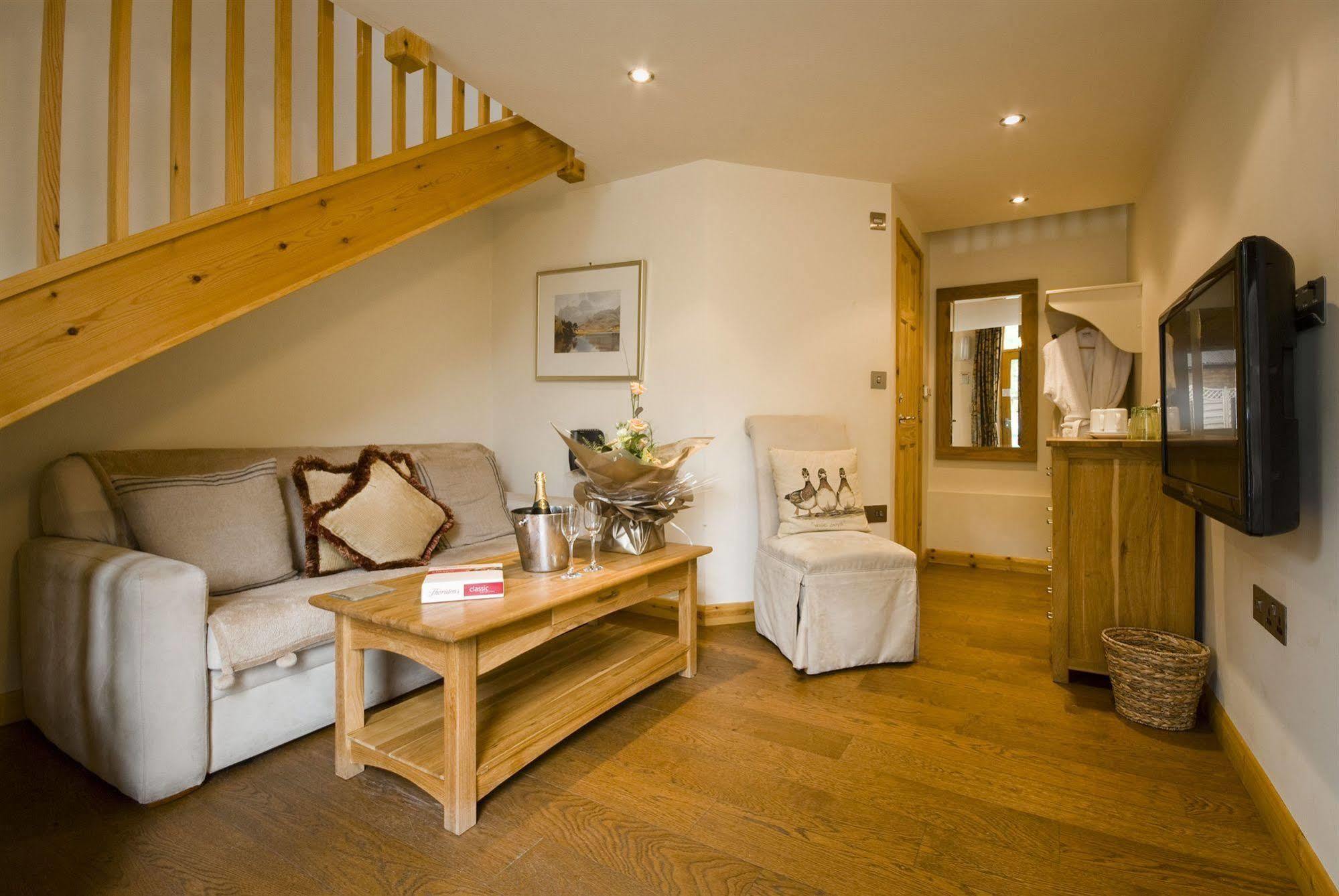 Tweedies Bar And Lodge Grasmere Esterno foto